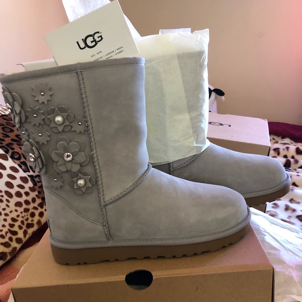 New authentic limited edition ugg